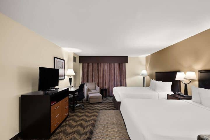 Room 16 of 29